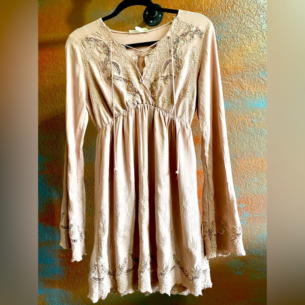 Love stitch dusty rose dress, size small